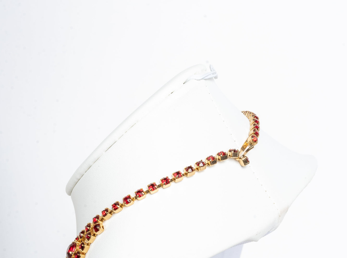 RICH SIAM RED STYLE RHINESTONE BIB NECKLACE