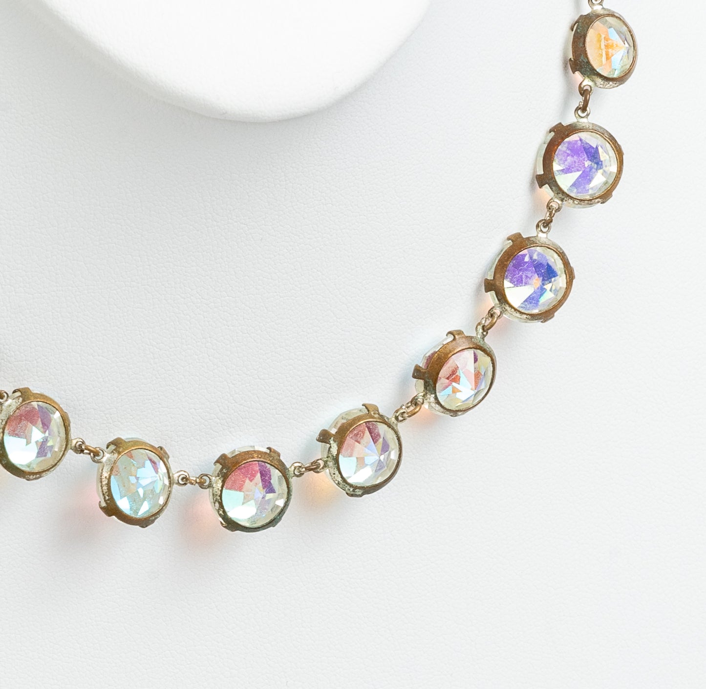 VINTAGE VERY SPARKLY GRADUATED OPEN BACK FESTIVE CZECH CRYSTAL AURORA BOREALIS RIVIERE CHOKER NECKLACE