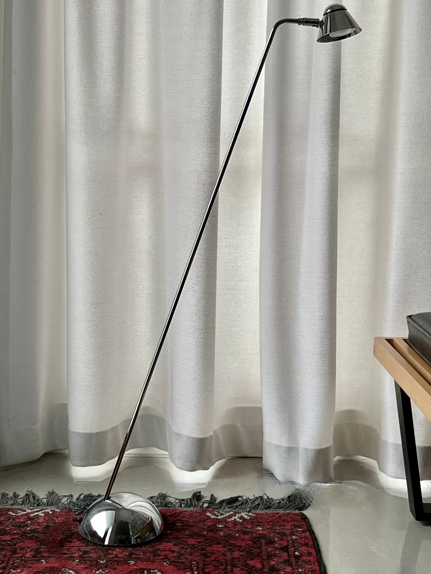 POSTMODERN DESIGNER CHROME ADJUSTABLE & DIRECT-ABLE READING/DIMMABLE/ FLOOR LAMP with a SMALL FOOTPRINT
