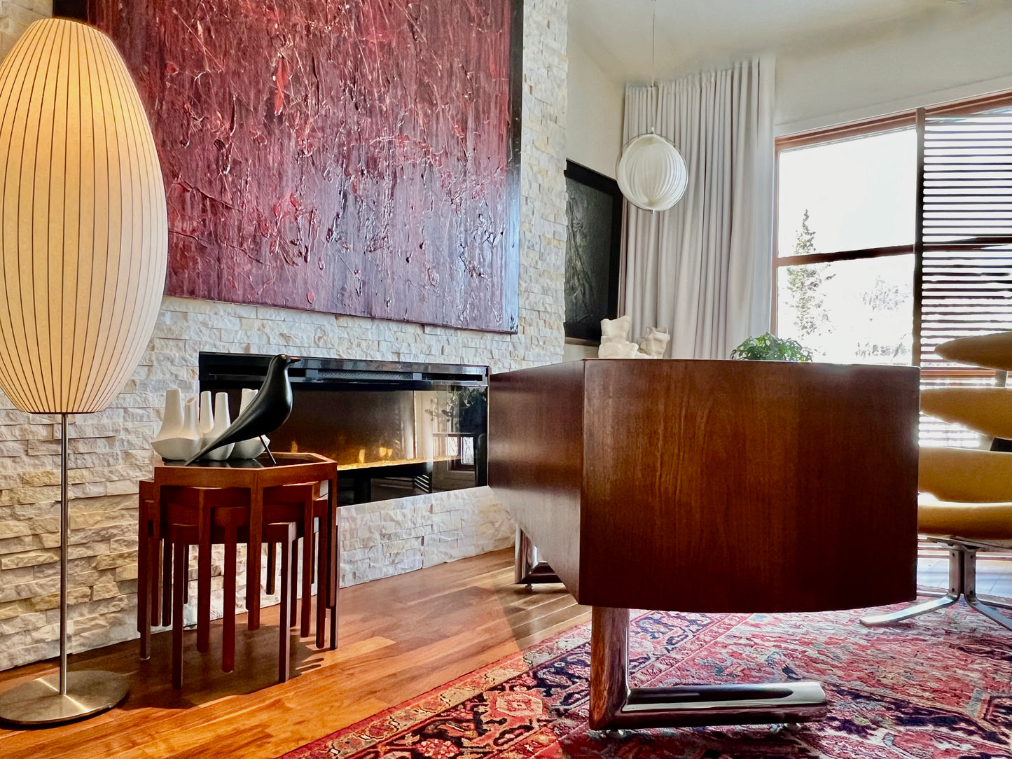 STUNNING CURVED SEAMLESS TAMBOUR DOOR UNIQUE WALNUT BUFFET /SERVER /OFFICE /MEDIA / CREDENZA ON CHROMED STEEL CANTILEVER LEGS