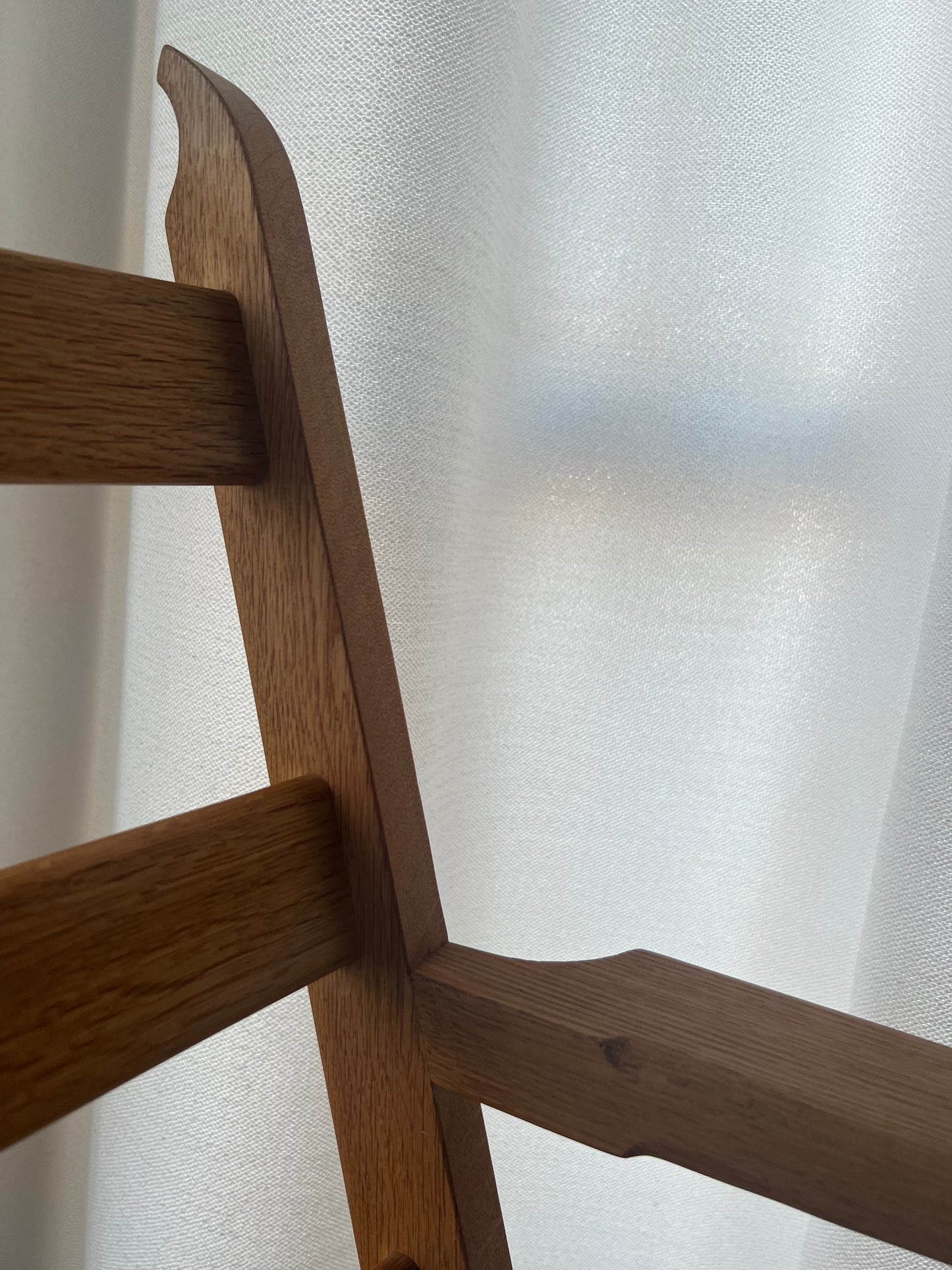 HIGH END DESIGNER HANS WEGNER for GETAMA MID CENTURY DANISH ACCENT ARM CHAIRS PAIR