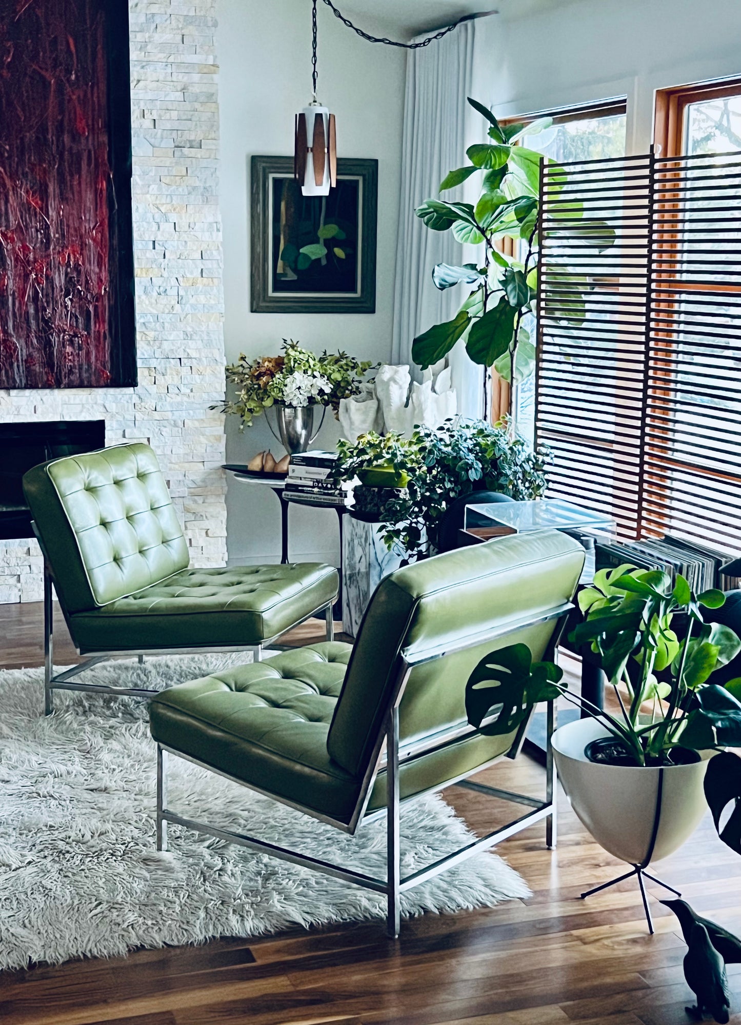 PAIR CHROME FRAME PERFECT COLOR GREEN UPHOLSTERY ACCENT LOUNGE CHAIRS