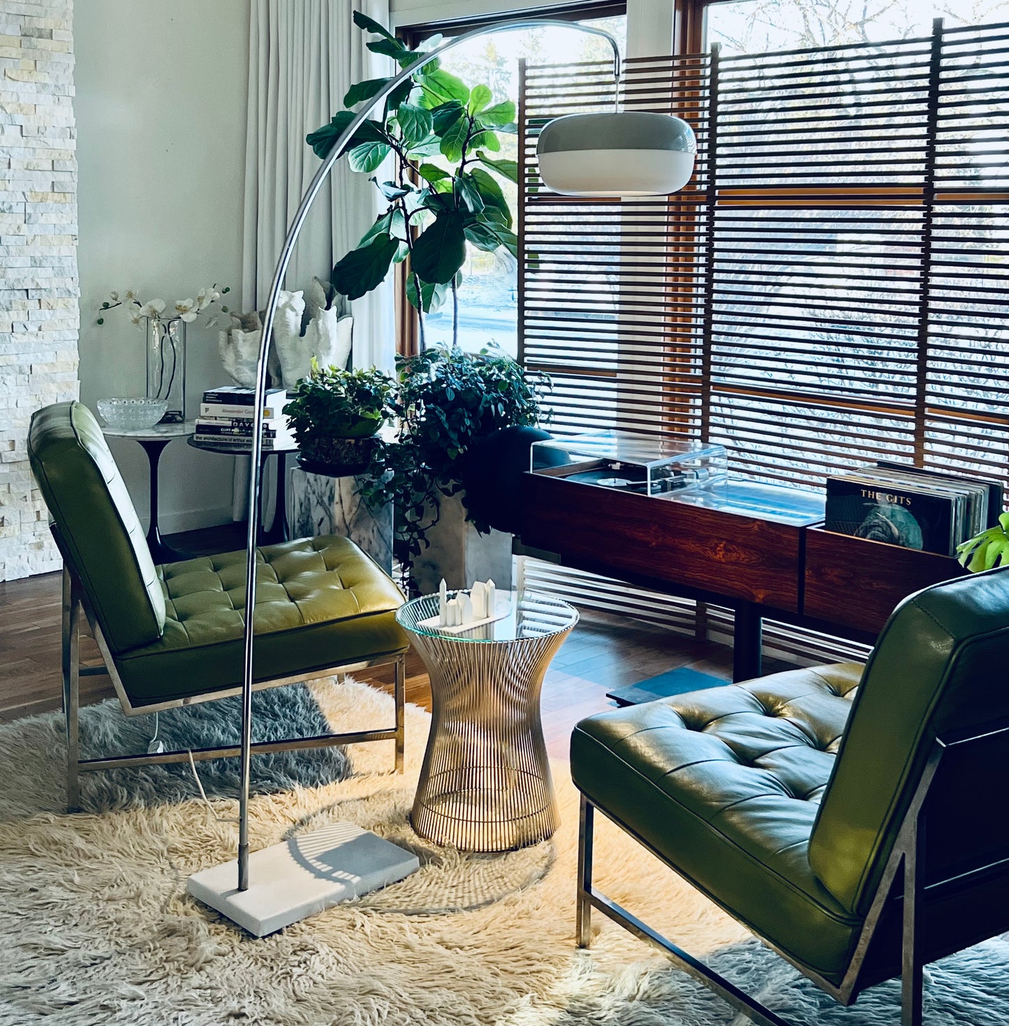 PAIR CHROME FRAME PERFECT COLOR GREEN UPHOLSTERY ACCENT LOUNGE CHAIRS