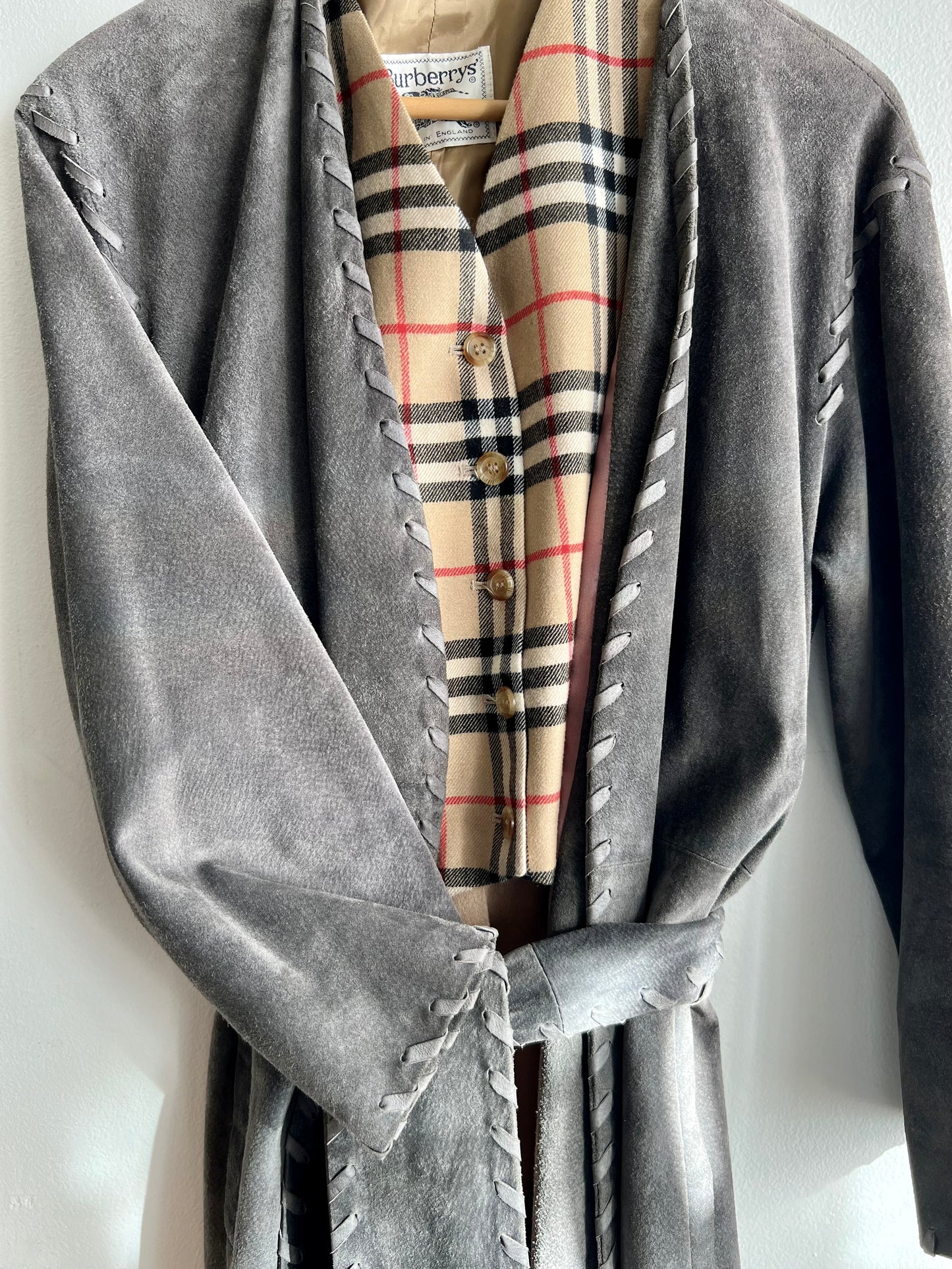 INCREDIBLE VINTAGE GREY MIDI LEATHER BELTED COAT