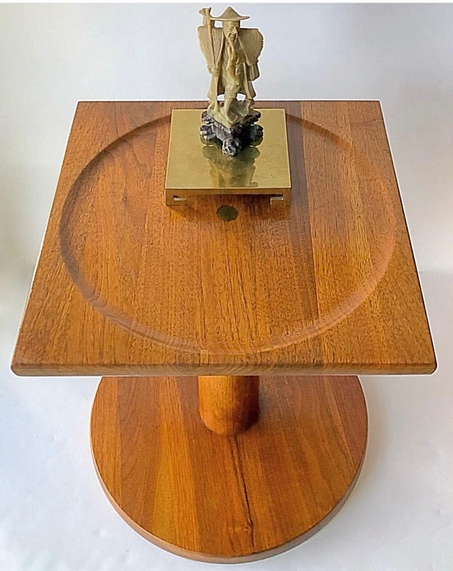 UNIQUE SOLID WALNUT SIDE TABLE w/ BRASS BAR CENTER SUPPORT FLIPPABLE ROUND or SQUARE TOP