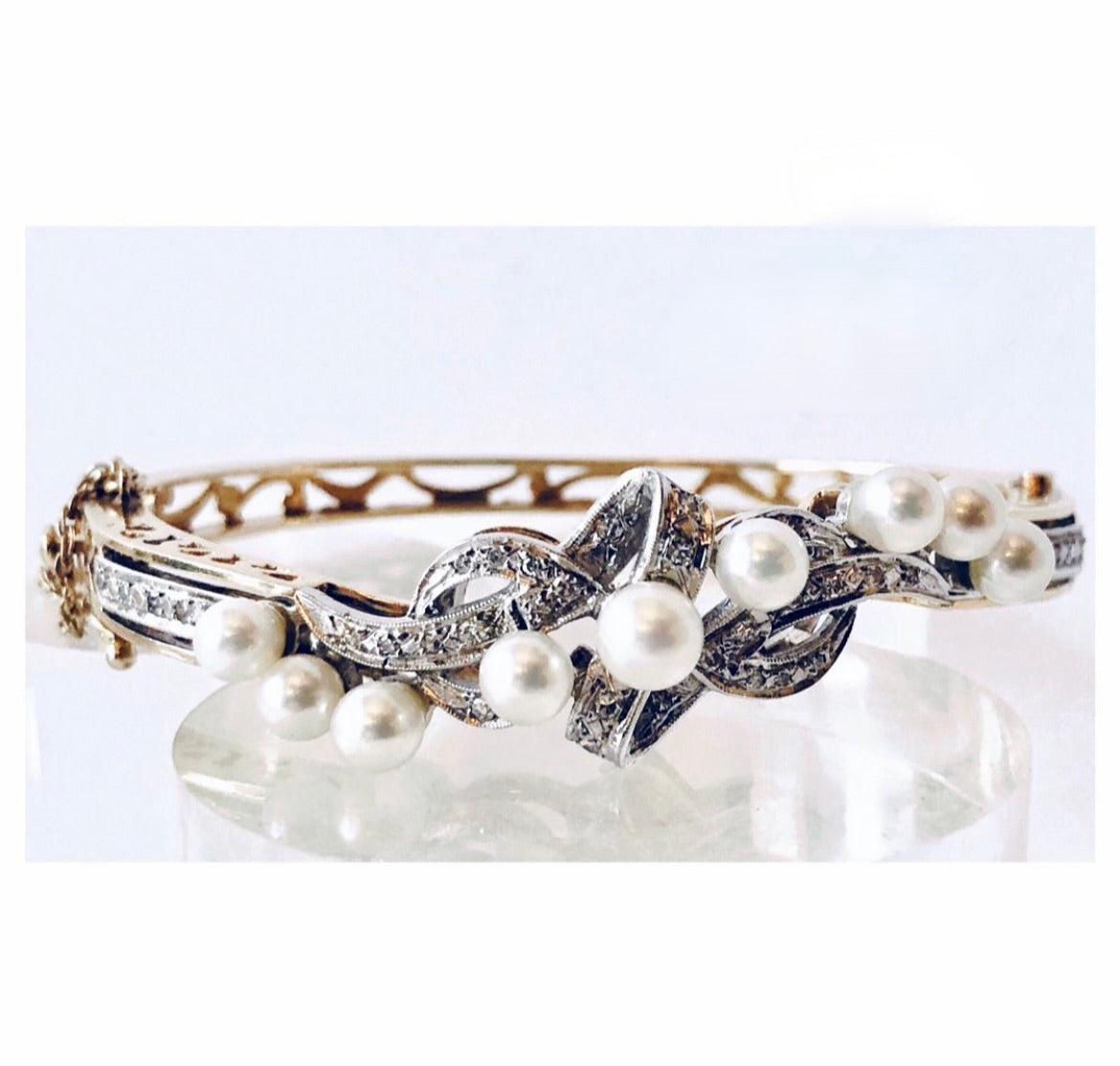 SUSPENDED WHILE SEEK UPDATED APPRAISAL on the PRECIOUS METALS/ INQUIRE W/ INTEREST/VINTAGE PEARLS w/ WHITE & 14kt YELLOW GOLD STUNNING BANGLE ESTATE BRACELET