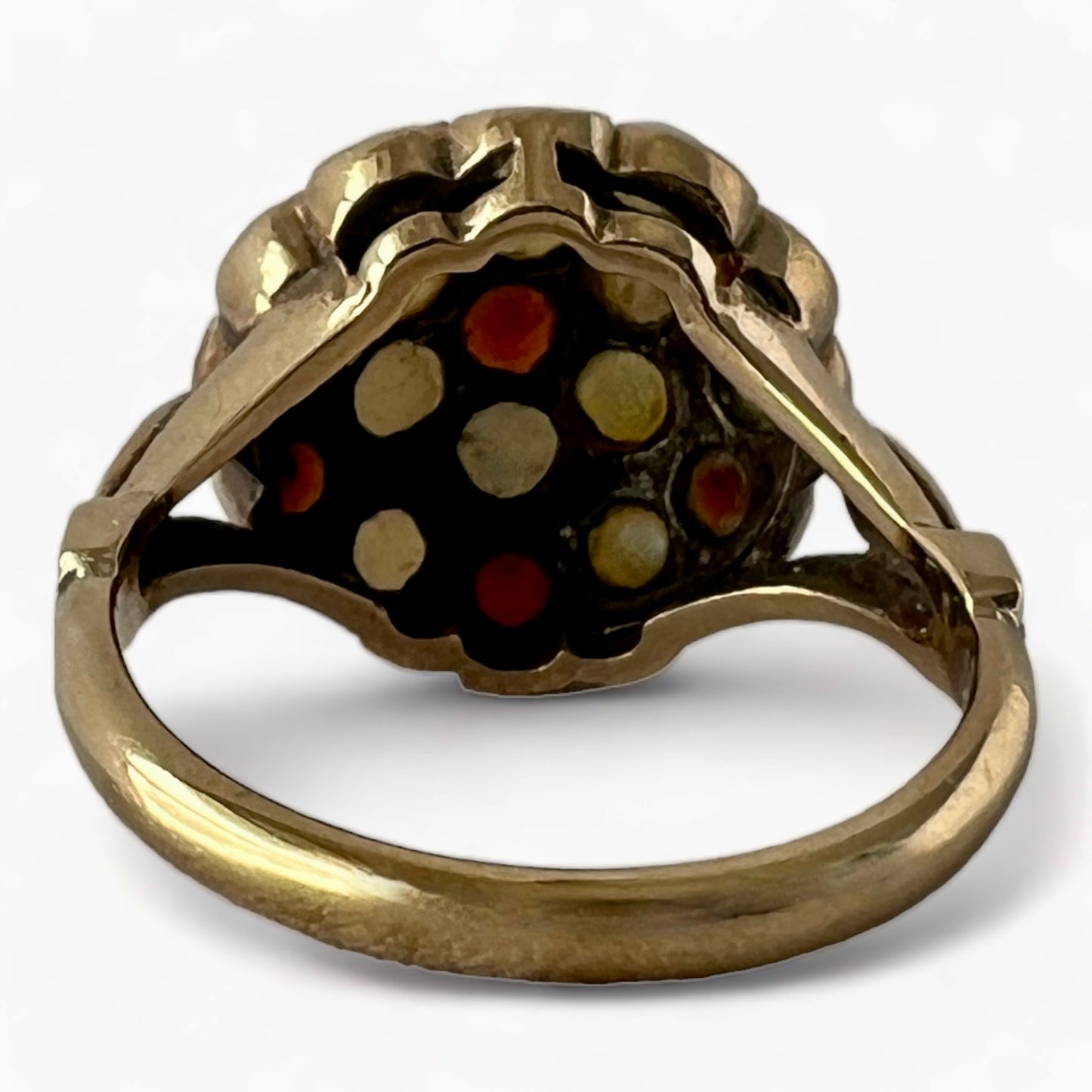 ESTATE VICTORIAN YELLOW GOLD PEARL & BOHEMIAN GARNET PINCUSHION RING