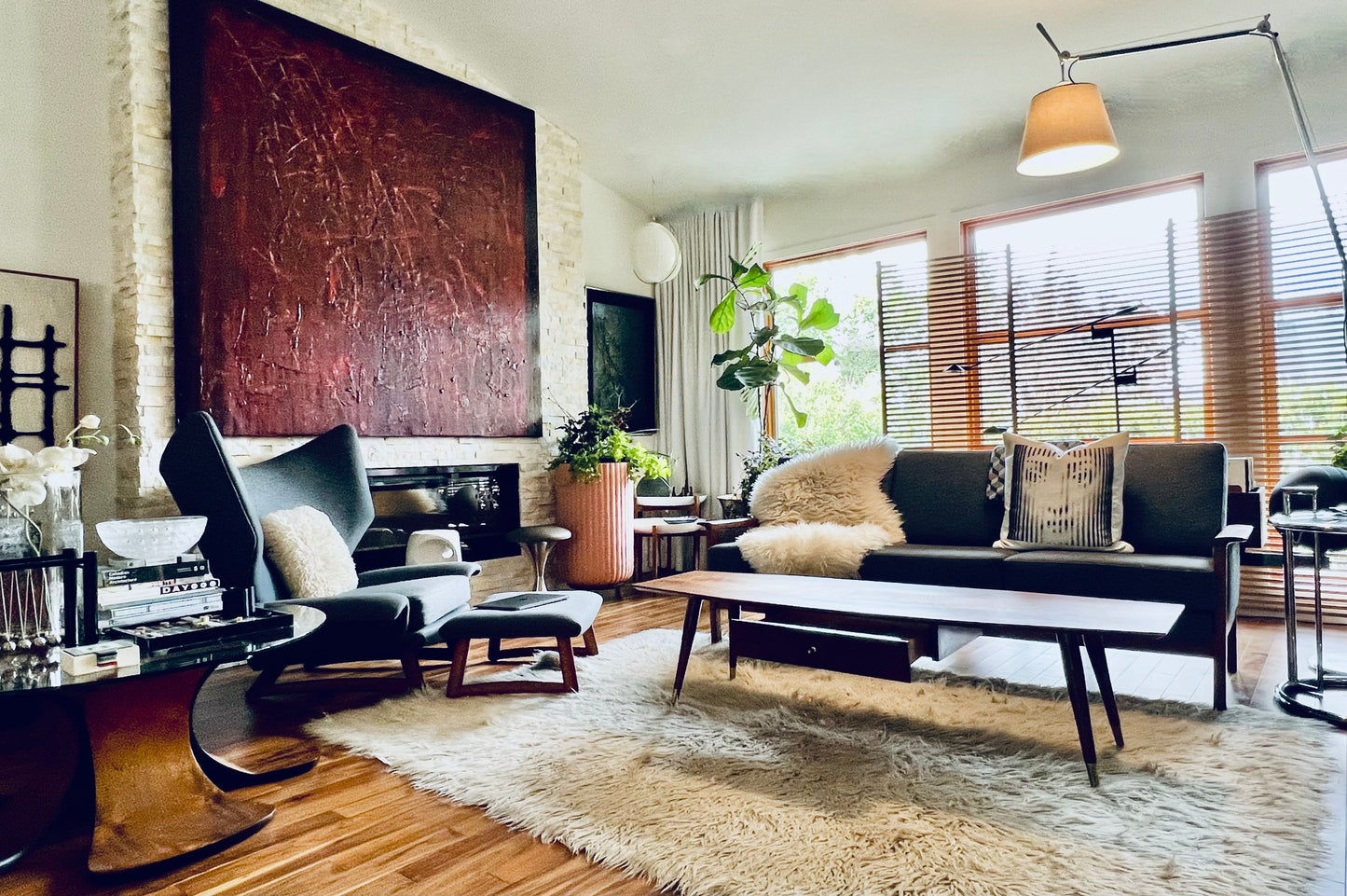 GORGEOUS EXOTIC WOOD SURFBOARD COFFEE TABLE w/ SPLAYED BRASS CAP TAPERED PEG LEGS/ CENTRAL CONTRAST EXOTIC WOOD INLAY & STORAGE DRAWER