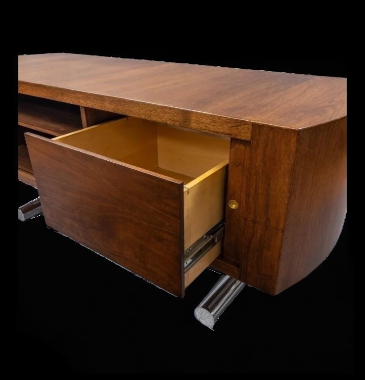 STUNNING CURVED SEAMLESS TAMBOUR DOOR UNIQUE WALNUT BUFFET /SERVER /OFFICE /MEDIA / CREDENZA ON CHROMED STEEL CANTILEVER LEGS