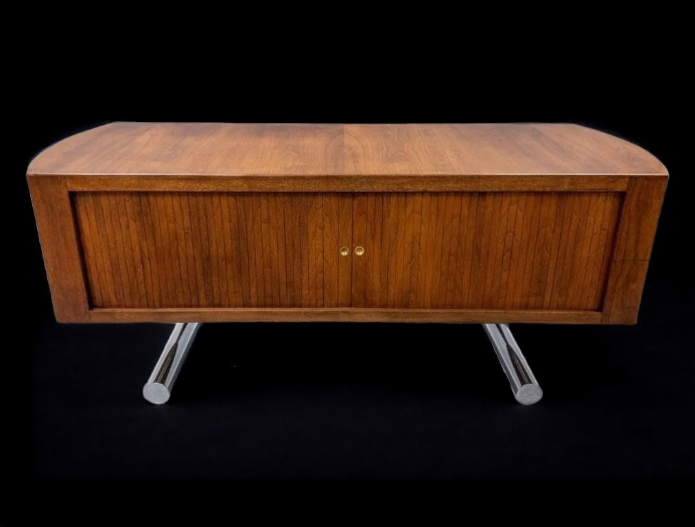 STUNNING CURVED SEAMLESS TAMBOUR DOOR UNIQUE WALNUT BUFFET /SERVER /OFFICE /MEDIA / CREDENZA ON CHROMED STEEL CANTILEVER LEGS