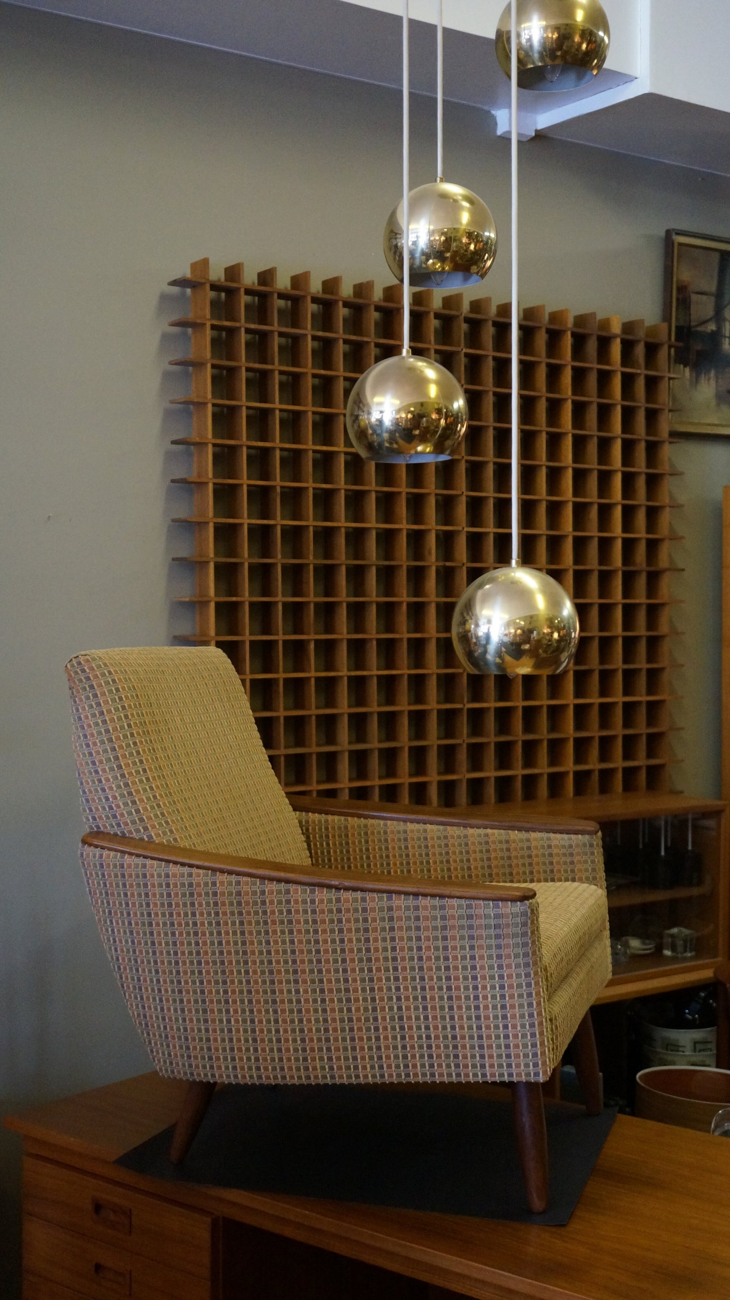 SONNEMAN STYLE BRASS EYEBALL ADJUSTABLE CASCADE CHANDELIER