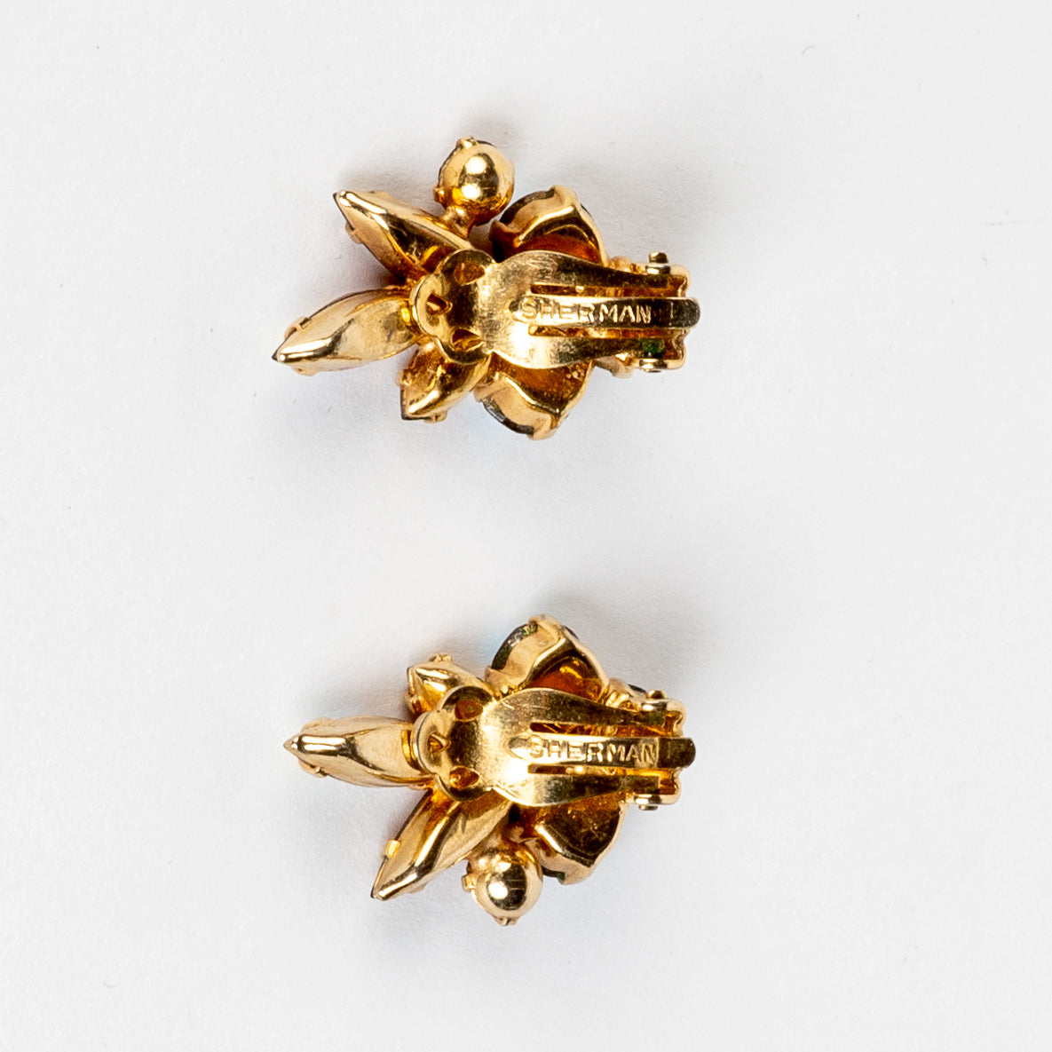 SIGNED SHERMAN AURORA BOREALIS SWAROVSKI CRYSTAL RHINESTONE CLIP BACK EARRINGS