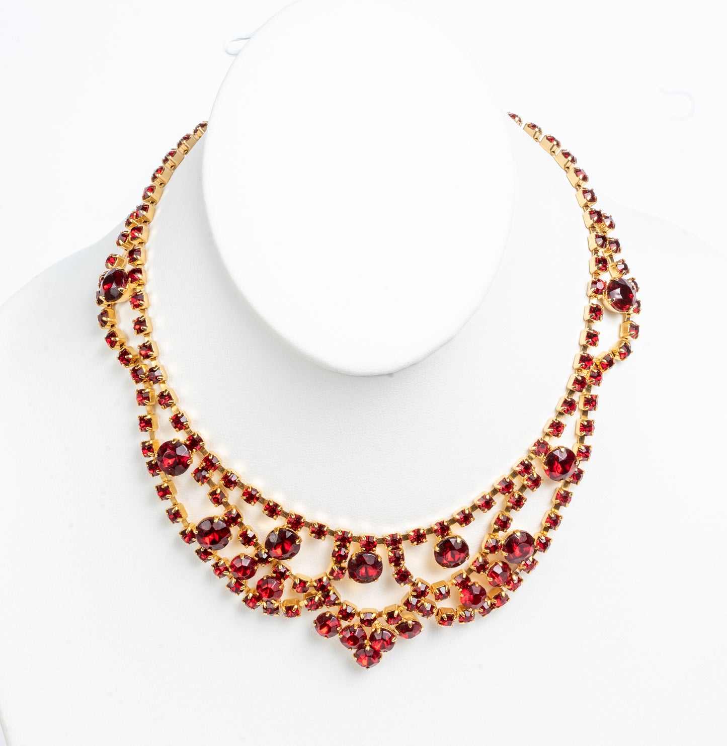 RICH SIAM RED STYLE  RHINESTONE BIB NECKLACE