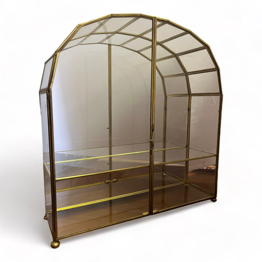 LARGE ARCHED VINTAGE BRASS & GLASS CURIO STORAGE CABINET - TABLE TOP