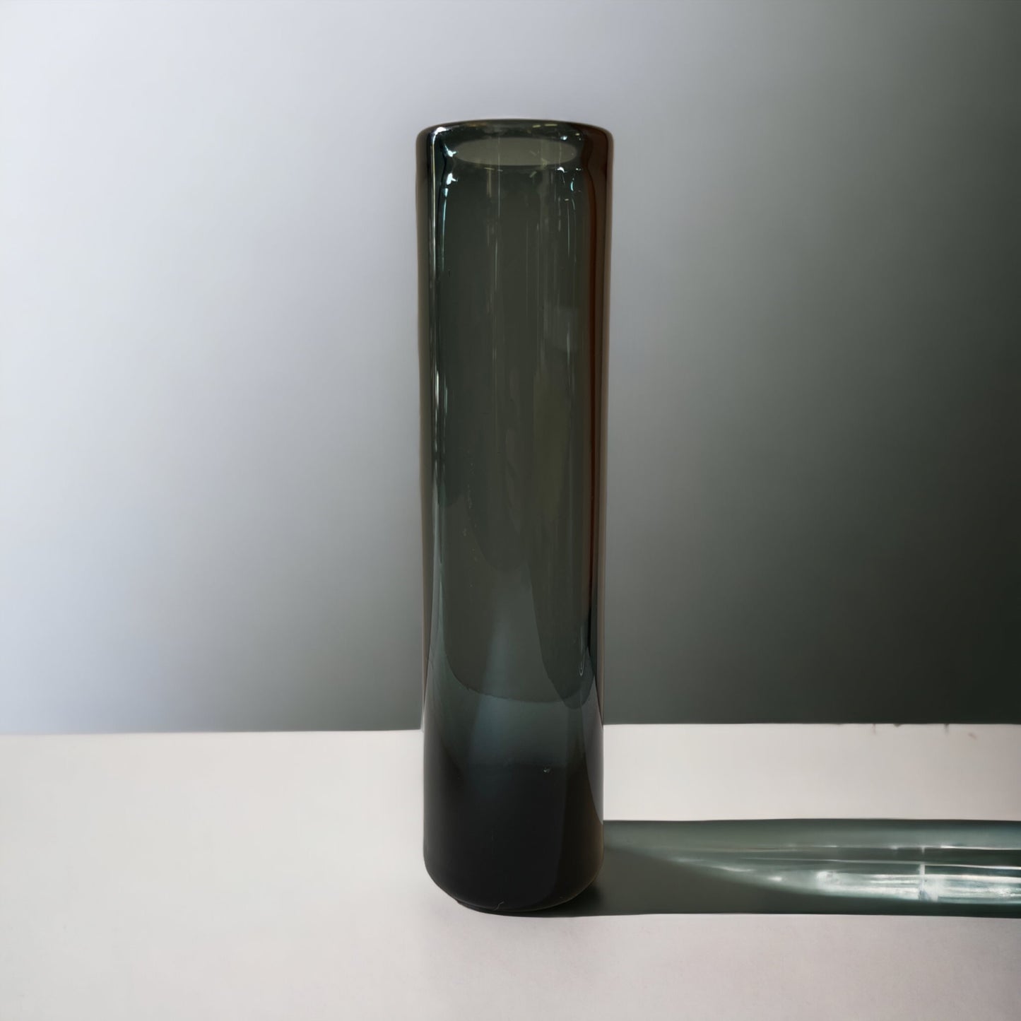 MID CENTURY DANISH 'LABRADOR' SERIES HEAVY GLASS VASE BY PER LÜTKEN for HOLMEGAARD