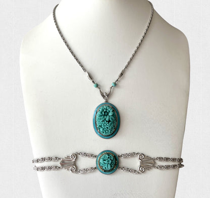 FANTASTIC QUALITY & DETAILING MOLDED GLASS FRAMED w/ ENAMEL & ALUMINIUM NECKLACE & MATCHING BRACELET DEMI-PARURE