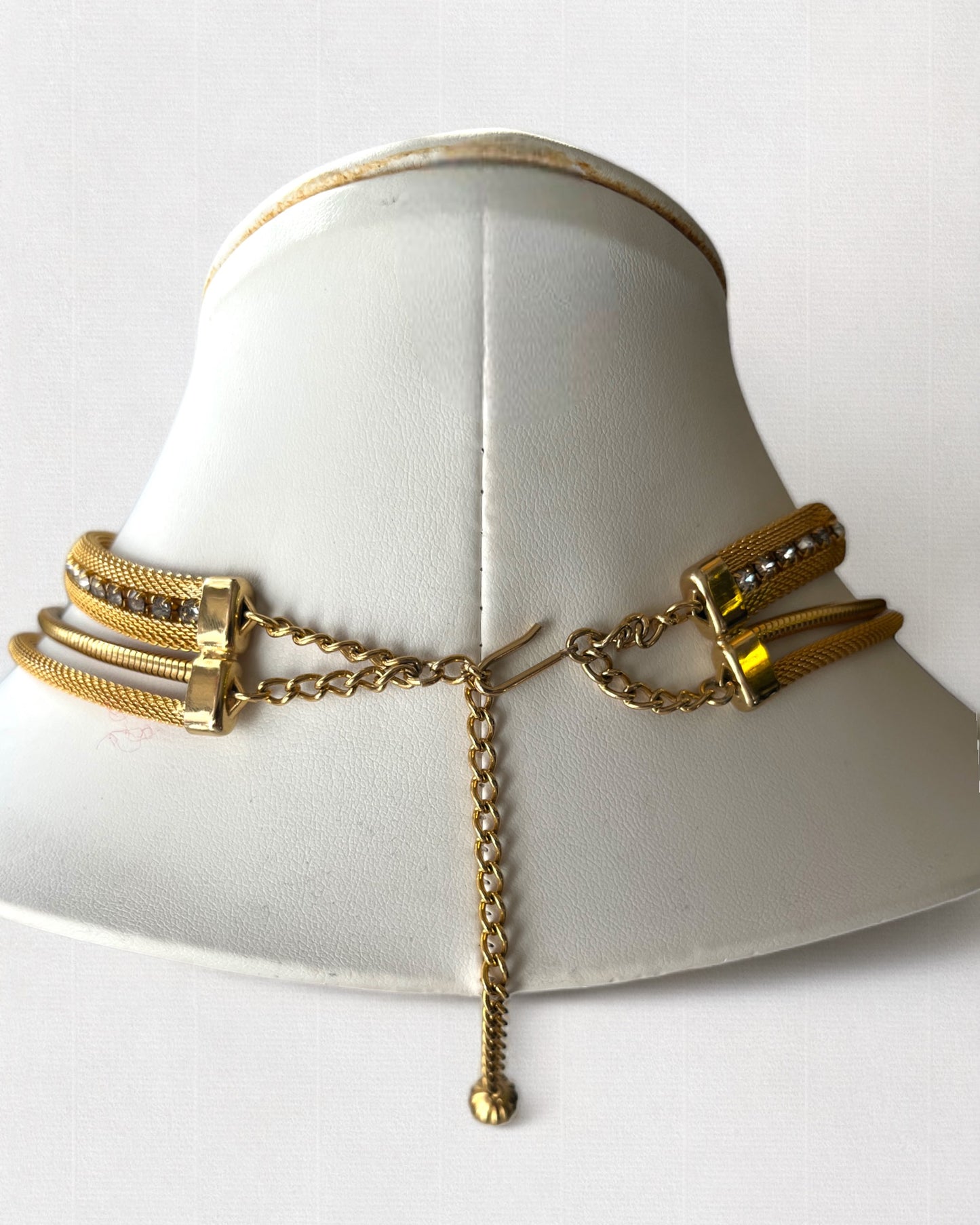 1940s FABULOUSITY GLAM GOLDTONE MESH ROPE & RHINESTONE NECKLACE /SHES A BEAUT!