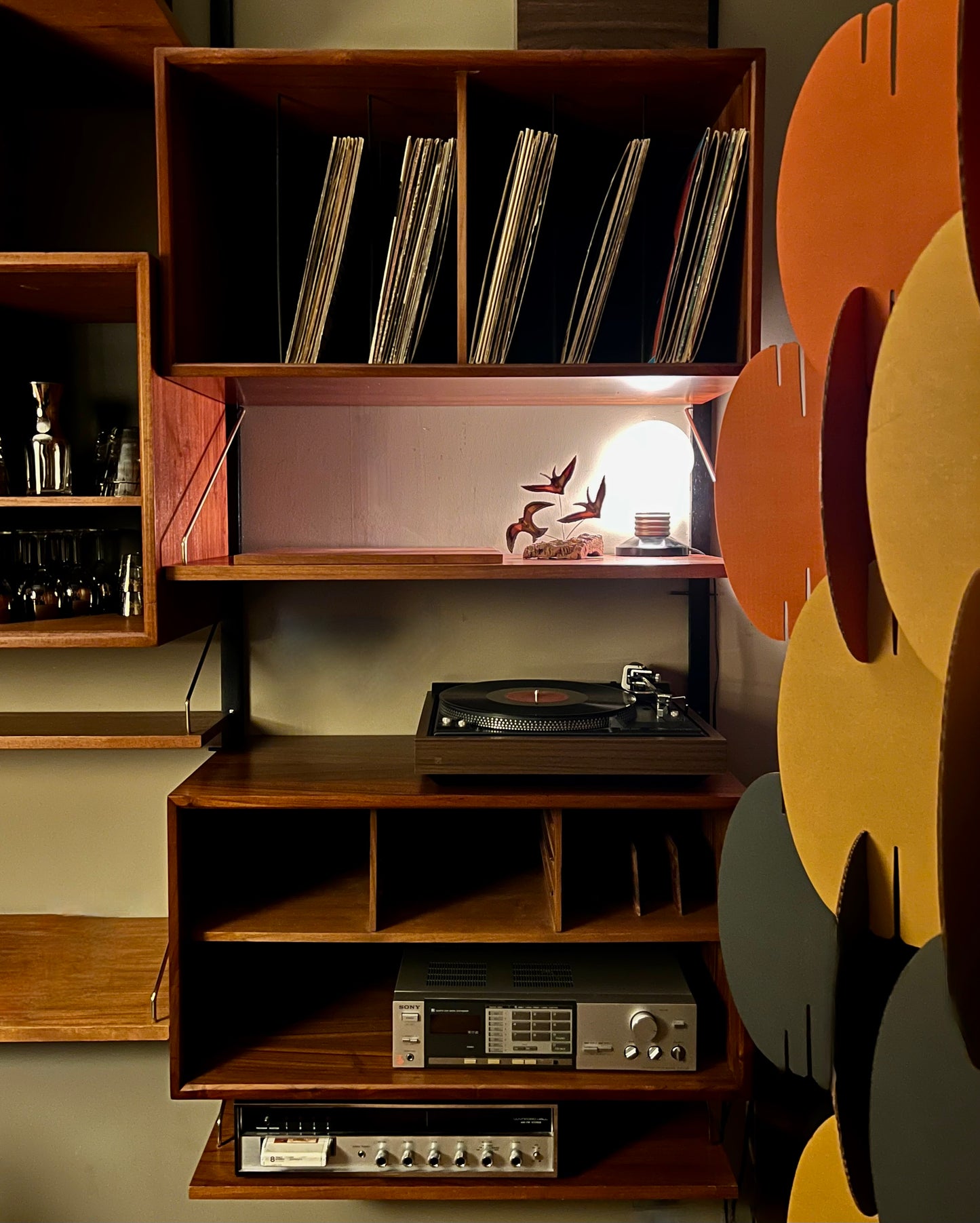 CADO STYLE TEAK 2-3 BAY MODULAR WALL SYSTEM BLACK RAILS & BRASS ARMS