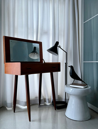 RARE LUXO NORWEGIAN ADJUSTABLE HEIGHT FLOOR/TABLE LAMP DESIGNED BY JAC JACOBSEN ?