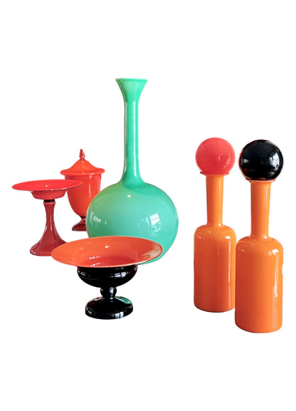 STUNNING RARE PAIR OF BOLD ORANGE EMPOLI APOTHECARY BOTTLES with STEMMED BALL STOPPERS