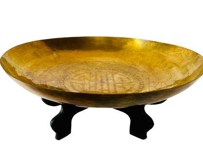 1940s STUNNING PATINATED BRASS BIRD SCULPTURE PAIR PERCHED ON RICH WOOD PLINTH w/FORMED EMBOSSED BRASS BOWL