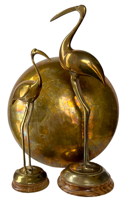1940s STUNNING PATINATED BRASS BIRD SCULPTURE PAIR PERCHED ON RICH WOOD PLINTH w/FORMED EMBOSSED BRASS BOWL