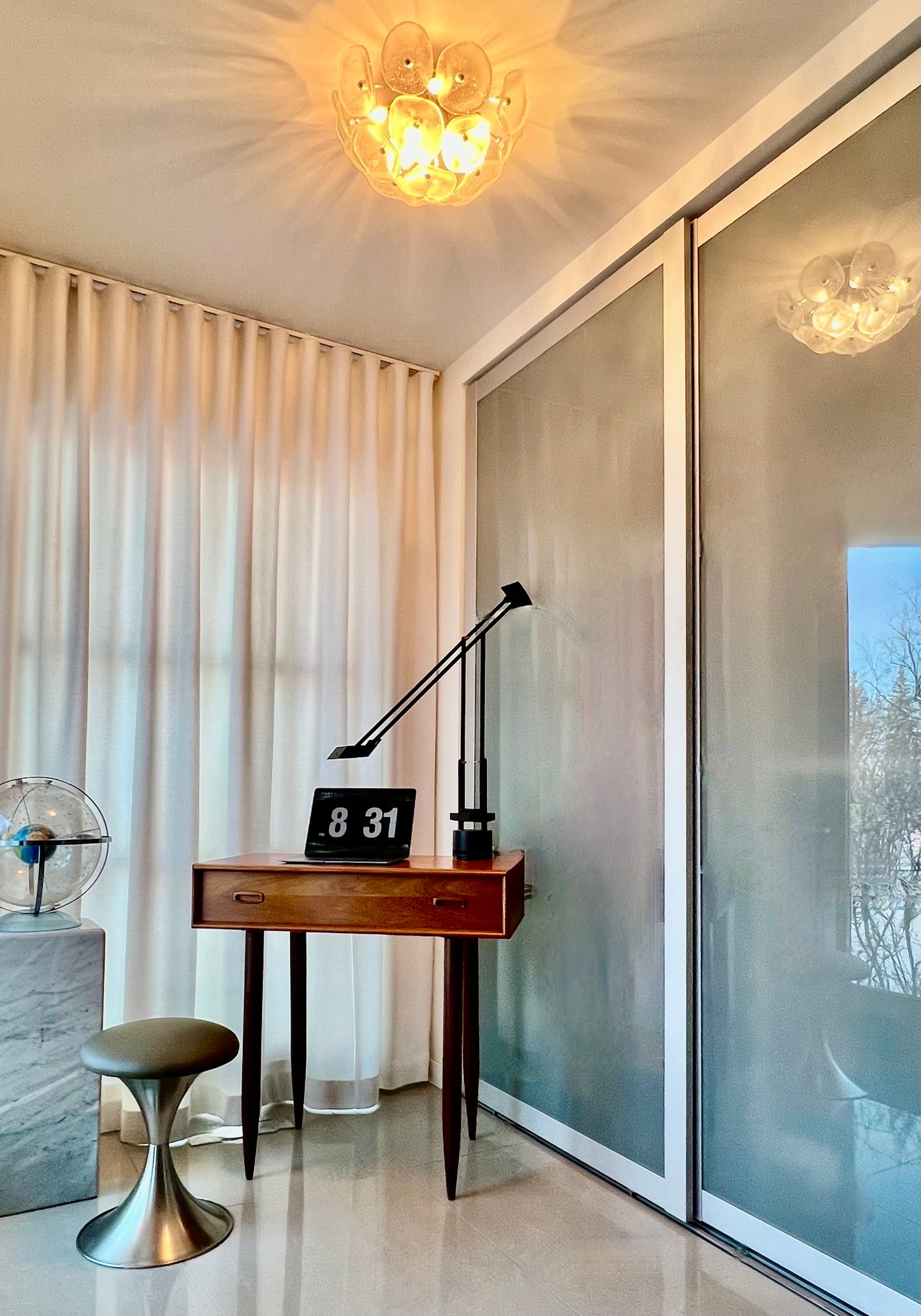 UNIQUE LIFT TOP w/ INTERIOR MIRROR  TEAK MID CENTURY MODERN DANISH DESK/ VANITY/ ENTRANCE/ ART TABLE