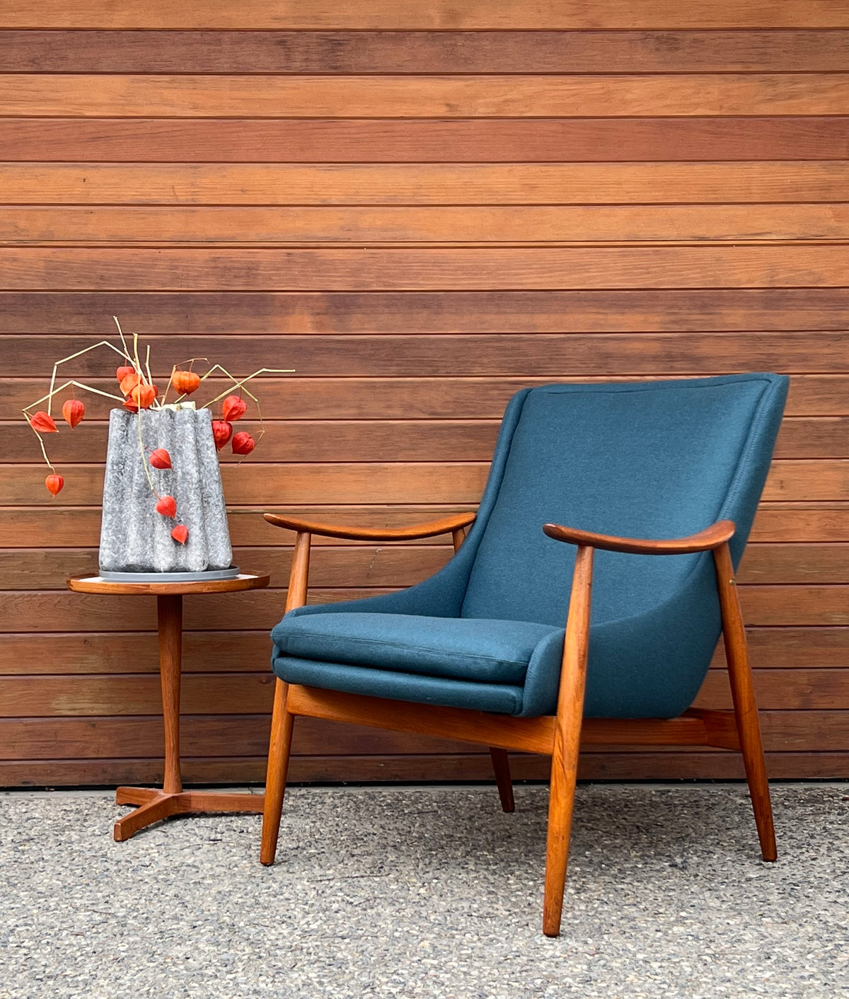 GORGEOUS SOLID TEAK WOOD FRAME WRAP SIDE REUPHOLSTERED IN JADE WOOL MID CENTIUY MODERN LOUNGE CHAIR