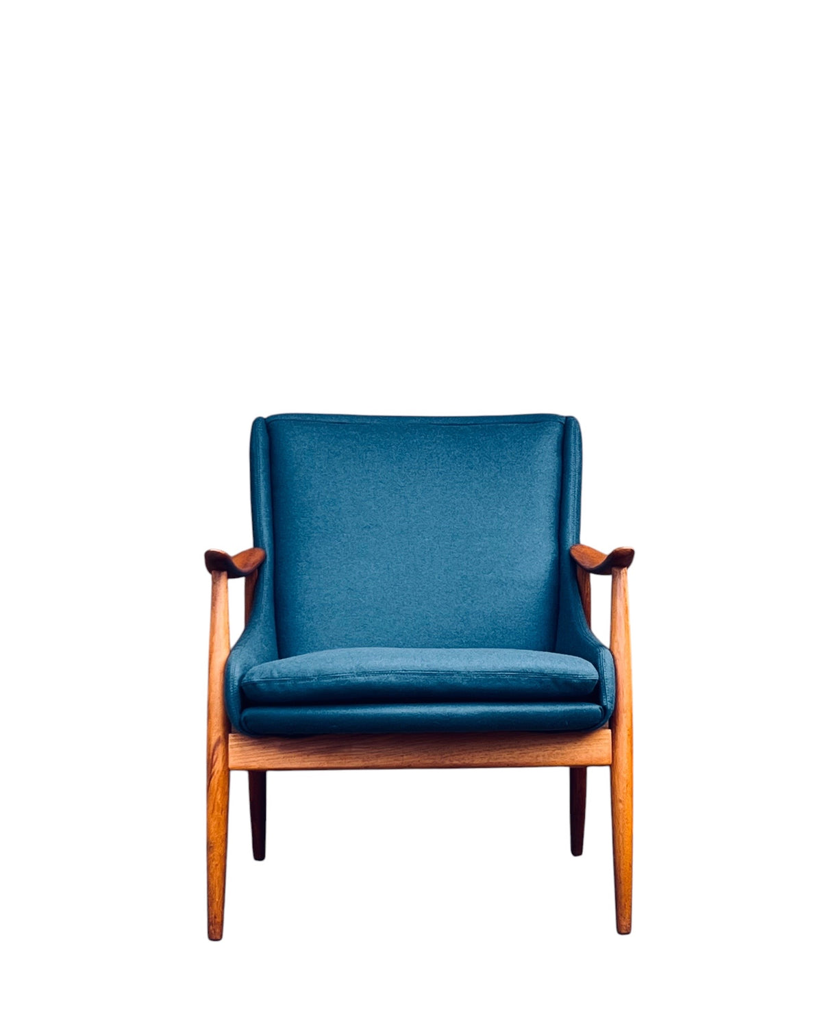 GORGEOUS SOLID TEAK WOOD FRAME WRAP SIDE REUPHOLSTERED IN JADE WOOL MID CENTIUY MODERN LOUNGE CHAIR