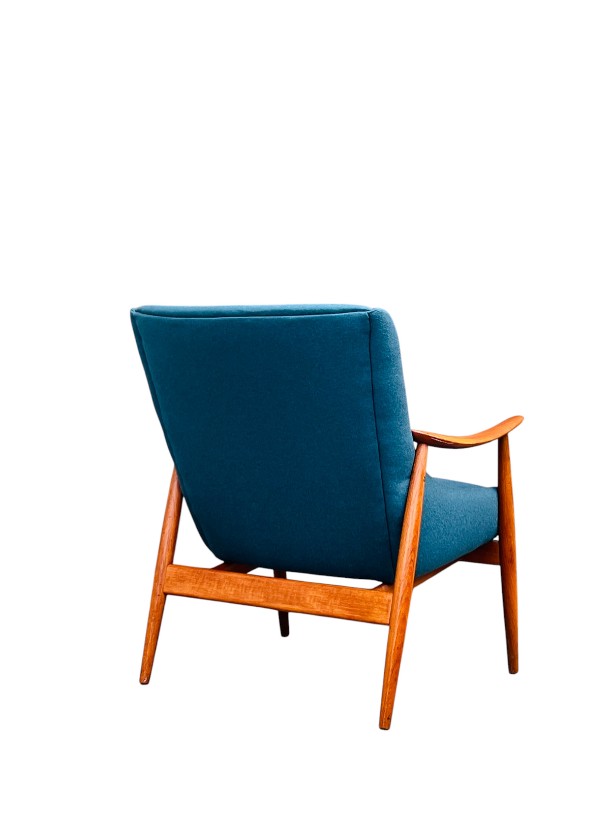 GORGEOUS SOLID TEAK WOOD FRAME WRAP SIDE REUPHOLSTERED IN JADE WOOL MID CENTIUY MODERN LOUNGE CHAIR