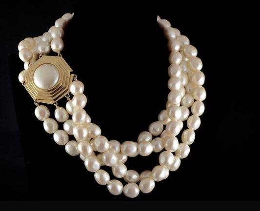 YSL DESIGNER YVES SAINT LAURENT 4 STRAND RUNWAY STYLE COSTUME PEARL NECKLACE