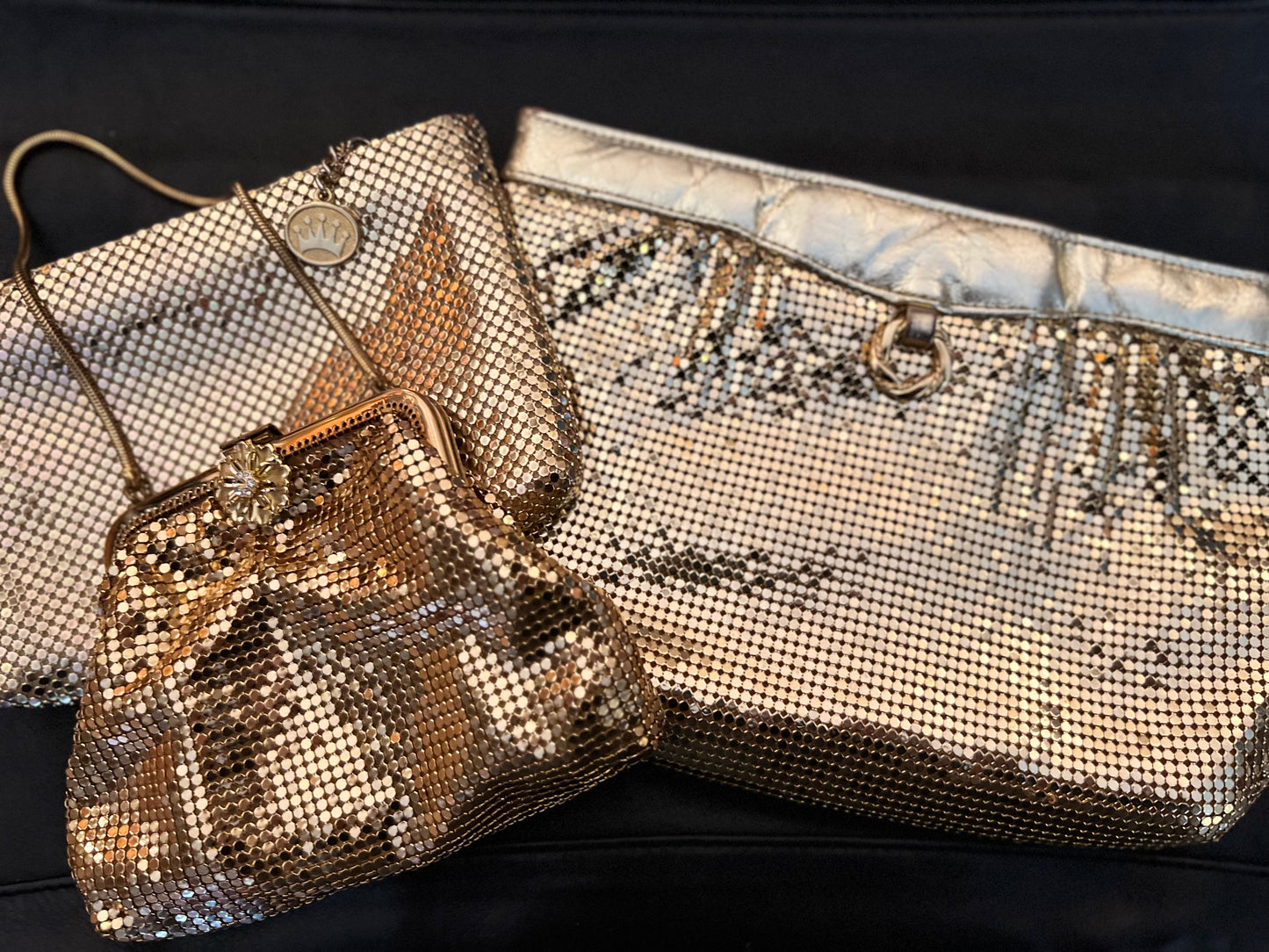 WHITING & DAVIS GOLDTONE MESH CLUTCH CHAIN STRAP SHOULDER BAG