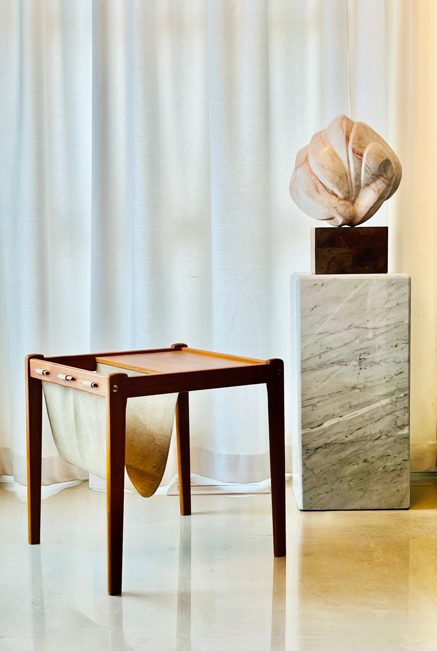 BRDR FURBO TEAK SIDE TABLE LINEN MAGAZINE | CRAFT OR RECORD SLING