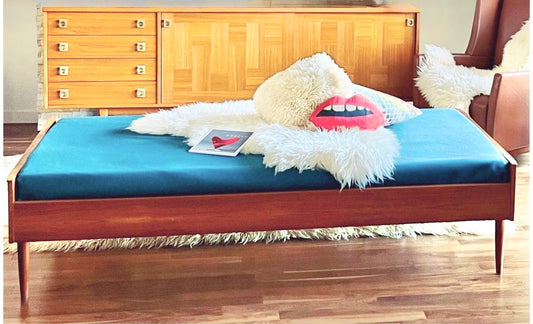 MADE IN DENMARK TEAK DAYBED REFINISHED TWIN SIZE MATTRESS/BED