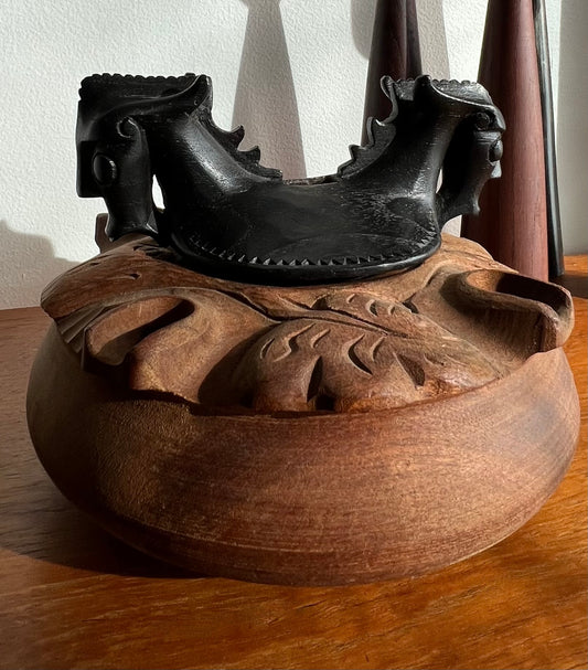 UNIQUE HAND CARVED LIDDED WOODEN BOX