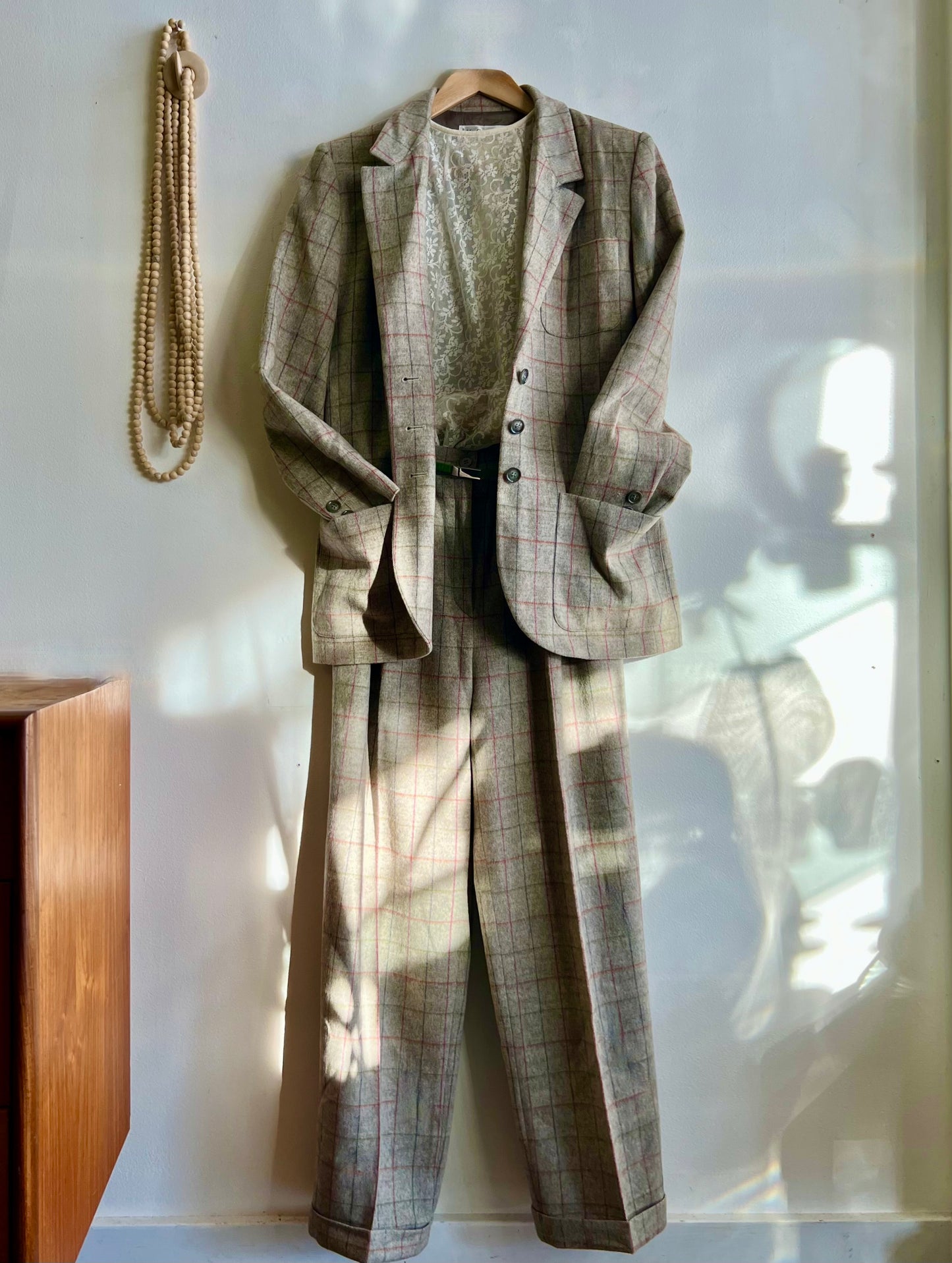 ABSOLUTELY FABULOUS YVES SAINT LAURENT WOOL / WOMENS CASHMERE SUIT BLAZER JACKET/PANTS
