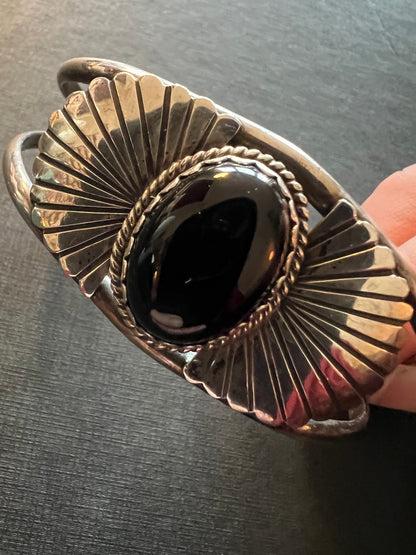 STERLING SILVER BLACK ONYX INDIGENOUS ARTIST HANDMADE CUFF