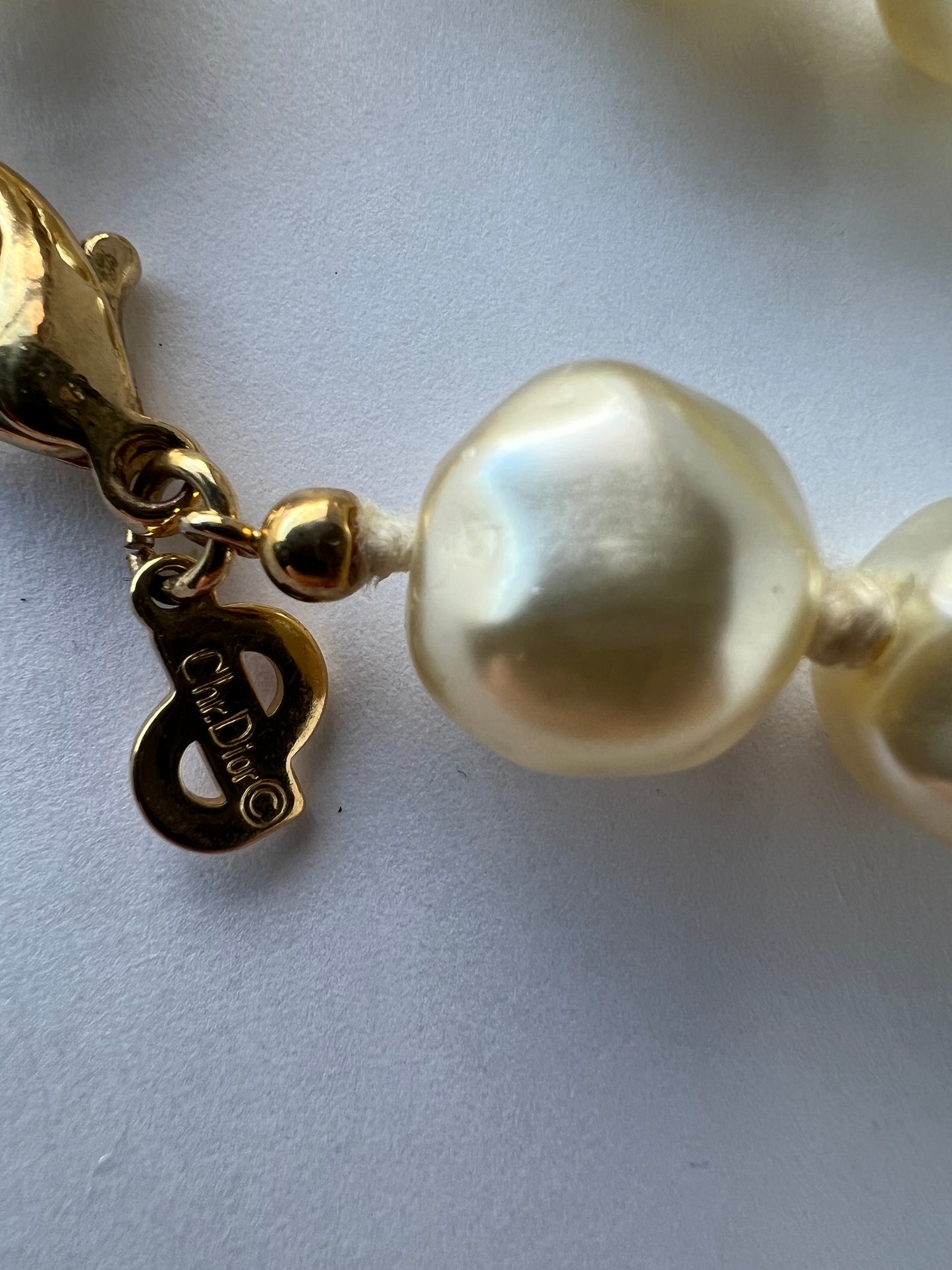 CHRISTIAN DIOR HAND KNOTTED PEARL NECKLACE