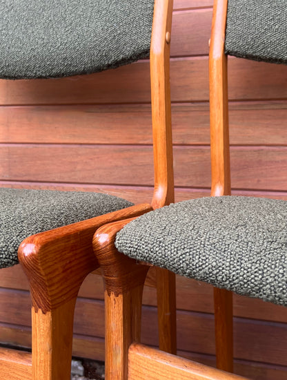 ON HOLD/ SET OF 4 SOLID TEAK DINING CHAIRS w/ FRESH DEEP FOREST GREEN BOUCLE UPHOLSTERY