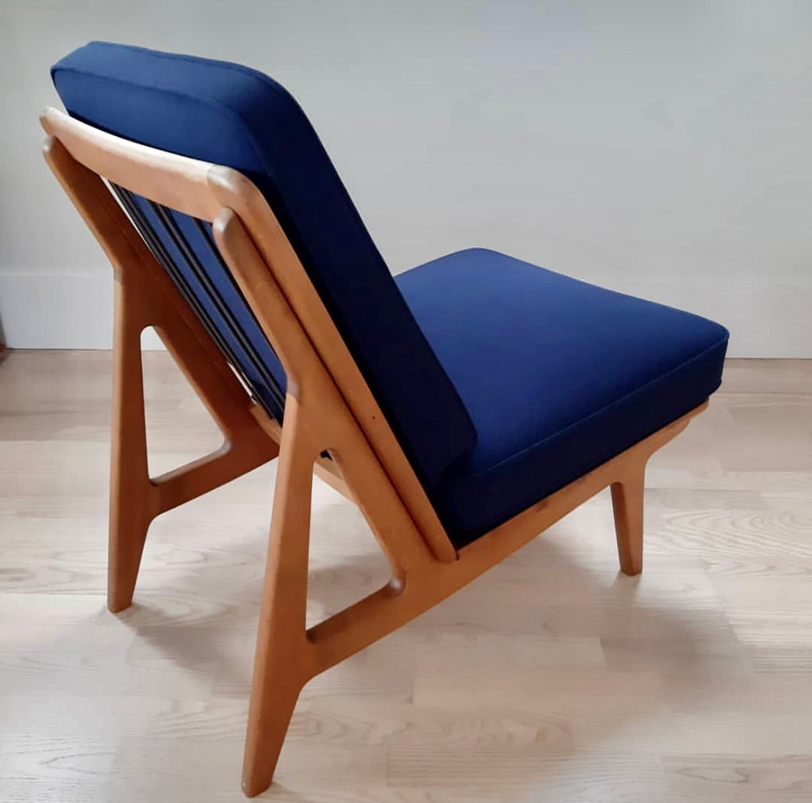 EARLY RARE PETER HVIDT / ORLA MOLGAARD SOLID WOOD SCULPTURAL ACCENT CHAIR for FRANCE & DAVORKOSEN