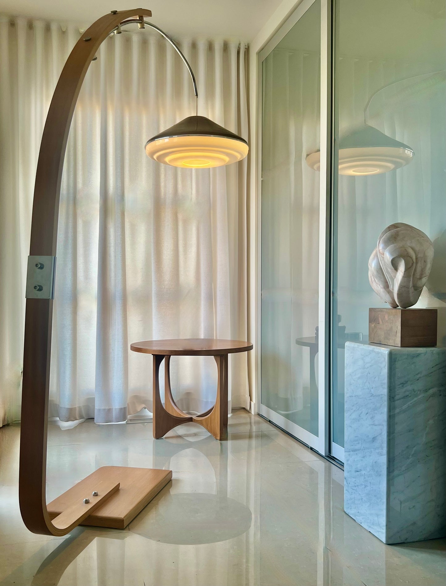 BRAZILIAN ARCHITECT OSCAR NIEMEYER ROUND WALNUT BRASILA for BROYHILL LAMP COFFE SIDE TABLE W/ 4 ARCH SCULPTURAL BASE