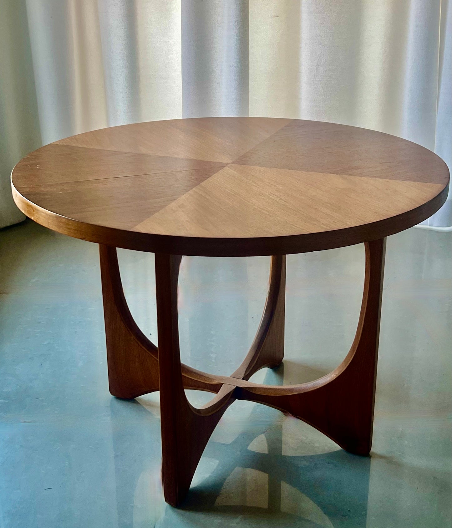 BRAZILIAN ARCHITECT OSCAR NIEMEYER ROUND WALNUT BRASILA for BROYHILL LAMP COFFE SIDE TABLE W/ 4 ARCH SCULPTURAL BASE