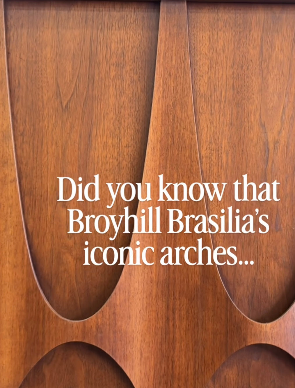 BRAZILIAN ARCHITECT OSCAR NIEMEYER ROUND WALNUT BRASILA for BROYHILL LAMP COFFE SIDE TABLE W/ 4 ARCH SCULPTURAL BASE