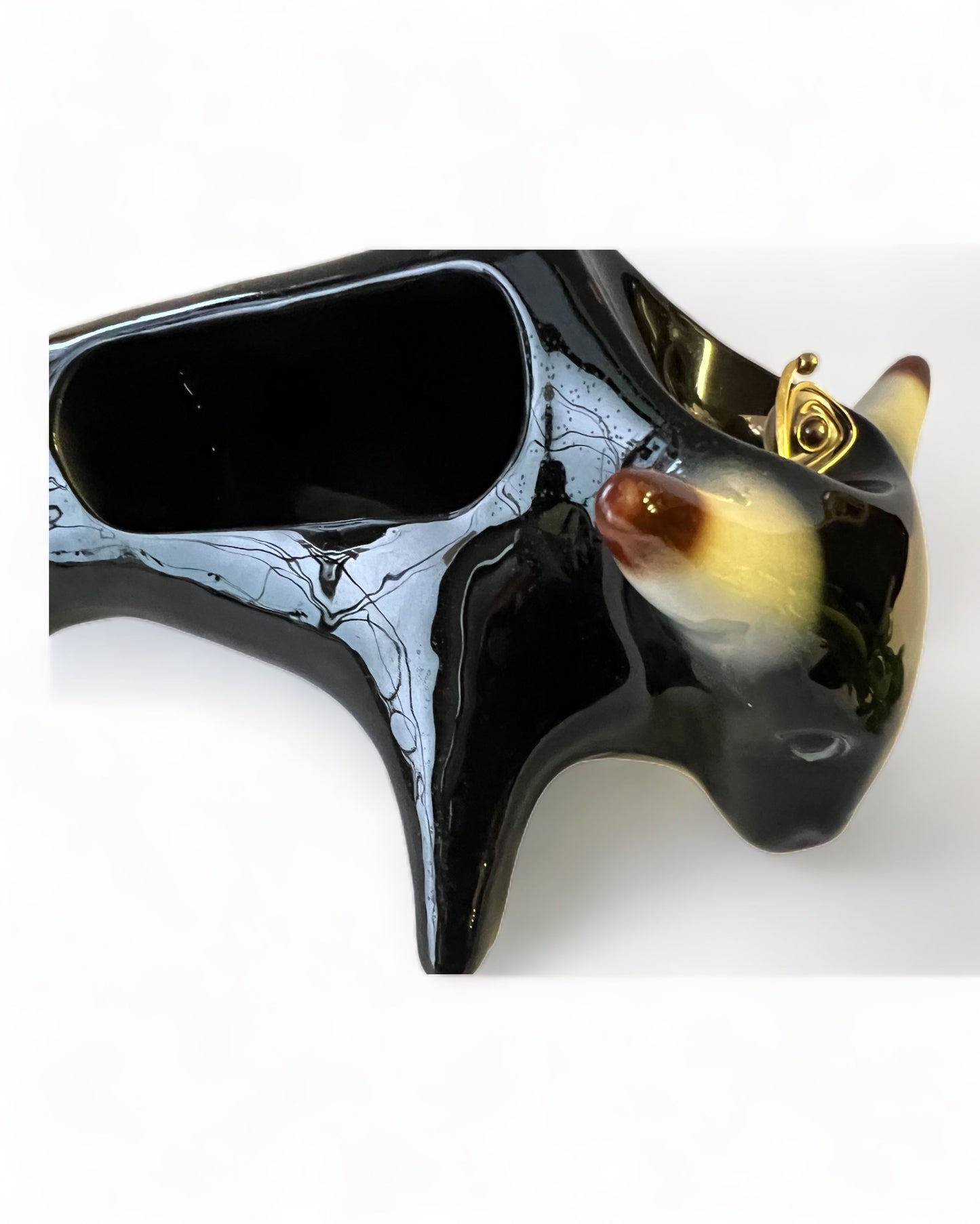 CERAMIC BULL PLANTER/ DRESSER CADDY ATTRIBUTED TO MCCOY POTTERY SCORPIO