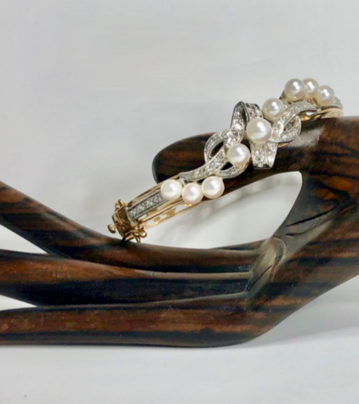 SUSPENDED WHILE SEEK UPDATED APPRAISAL on the PRECIOUS METALS/ INQUIRE W/ INTEREST/VINTAGE PEARLS w/ WHITE & 14kt YELLOW GOLD STUNNING BANGLE ESTATE BRACELET