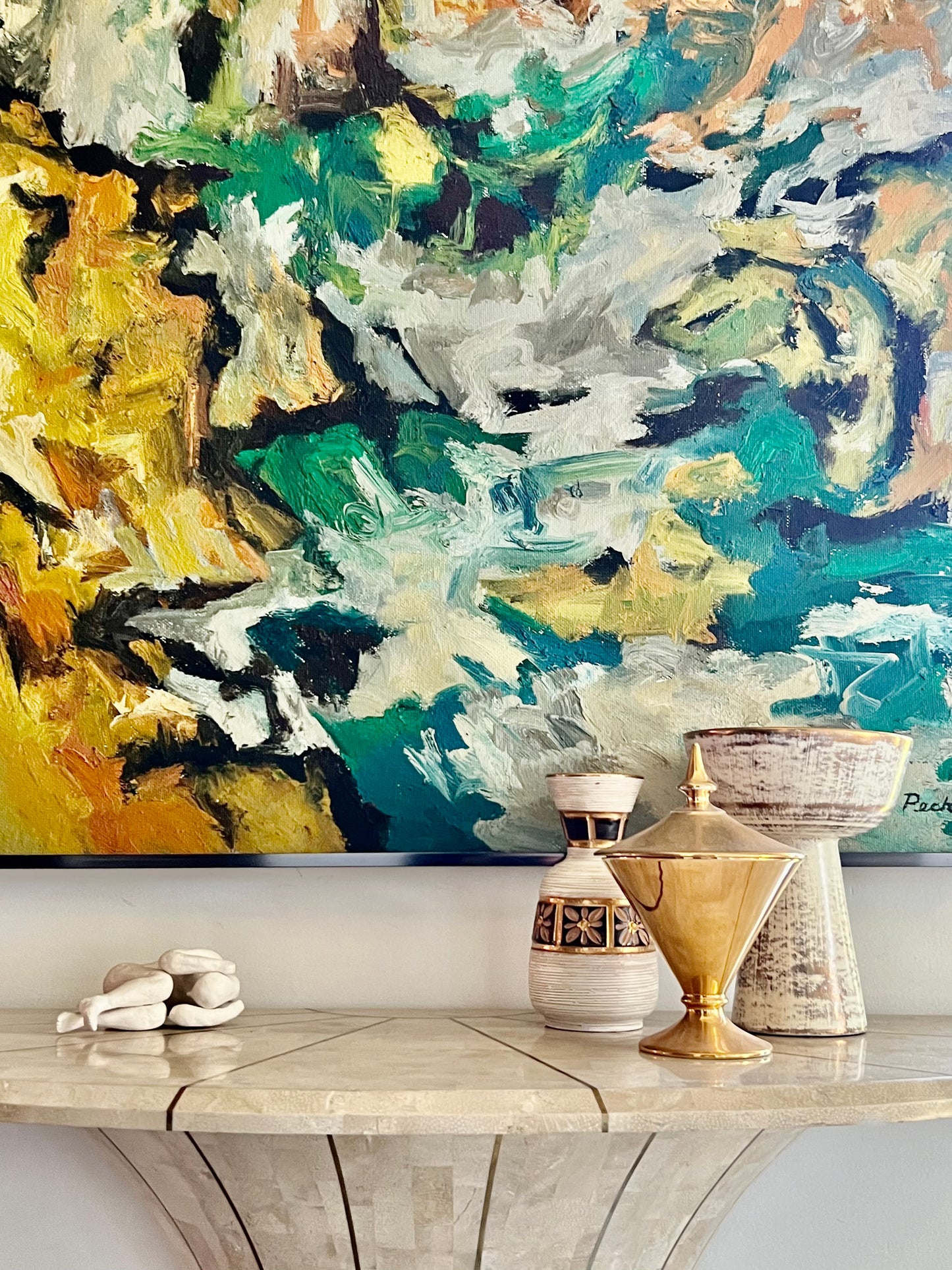 FUN CURVY CONSOLE TABLE ENTRYWAY WITH INLAID BRASS DETAILING