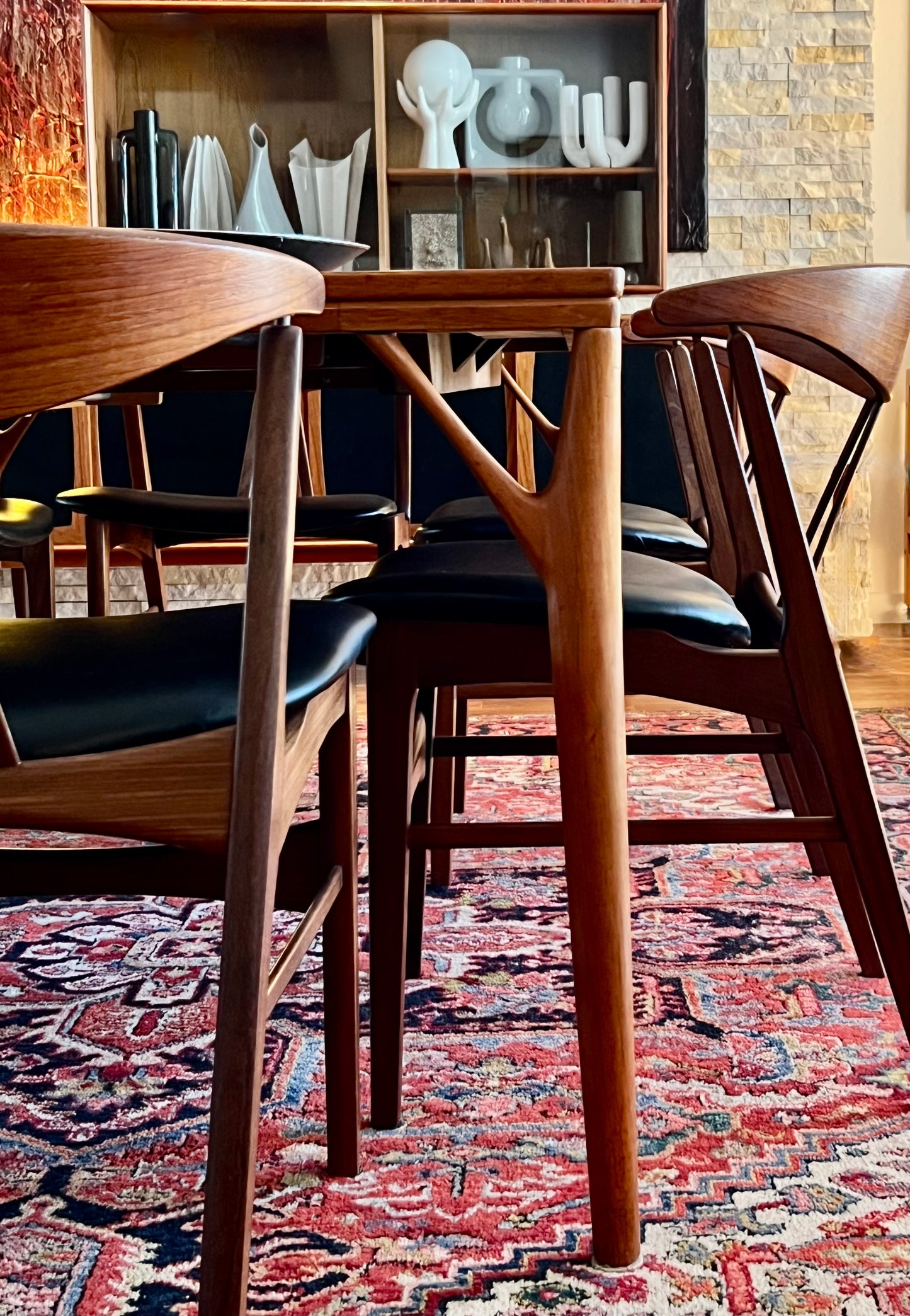 DANISH TEAK SOLID AFROMOSIA REFRESHED & REUPHOLSTERED HIGHLY SCULPTURAL MID CENTURY MODERN 1060s DINING CHAIRS