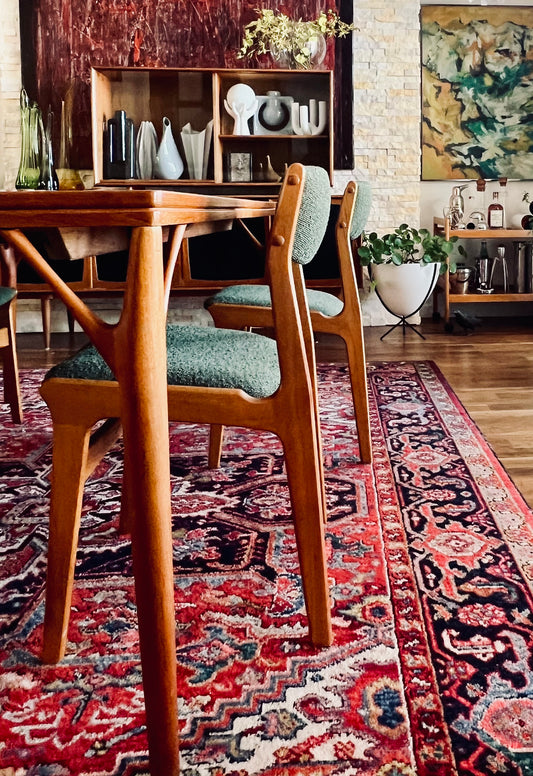 ON HOLD/ SET OF 4 SOLID TEAK DINING CHAIRS w/ FRESH DEEP FOREST GREEN BOUCLE UPHOLSTERY
