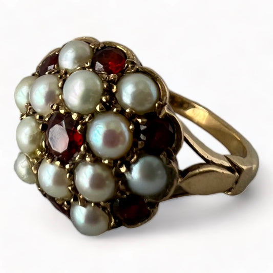 ESTATE VICTORIAN YELLOW GOLD PEARL & BOHEMIAN GARNET PINCUSHION RING