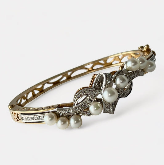 SUSPENDED WHILE SEEK UPDATED APPRAISAL on the PRECIOUS METALS/ INQUIRE W/ INTEREST/VINTAGE PEARLS w/ WHITE & 14kt YELLOW GOLD STUNNING BANGLE ESTATE BRACELET